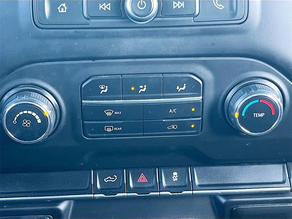 Used 2021 Chevrolet Silverado 2500 Custom w/ Custom Value Package image 15