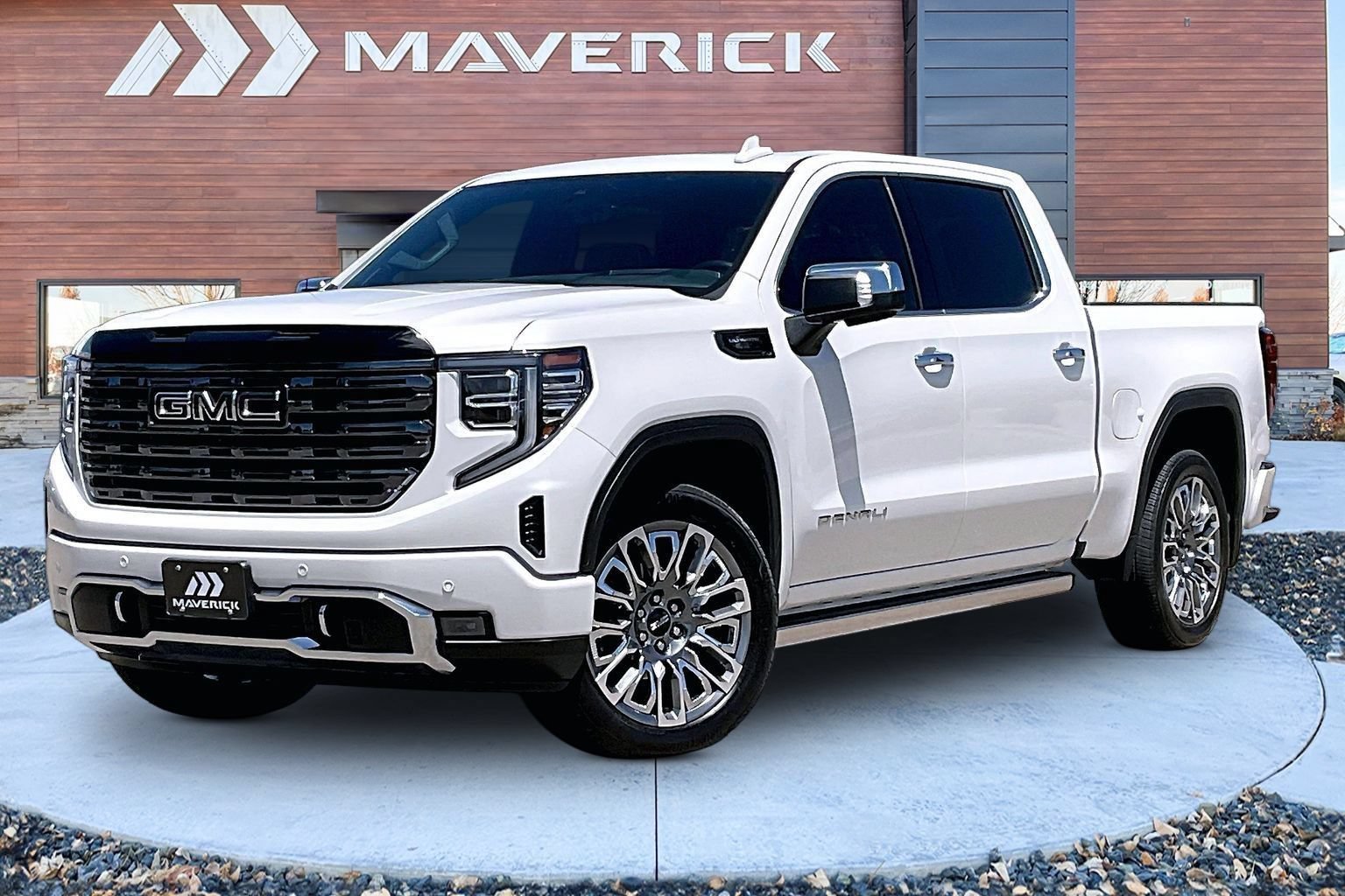 Used 2025 GMC Sierra 1500 Denali Ultimate AWD/4WD image 3