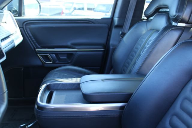 Used 2024 Rivian R1S Adventure AWD/4WD image 41