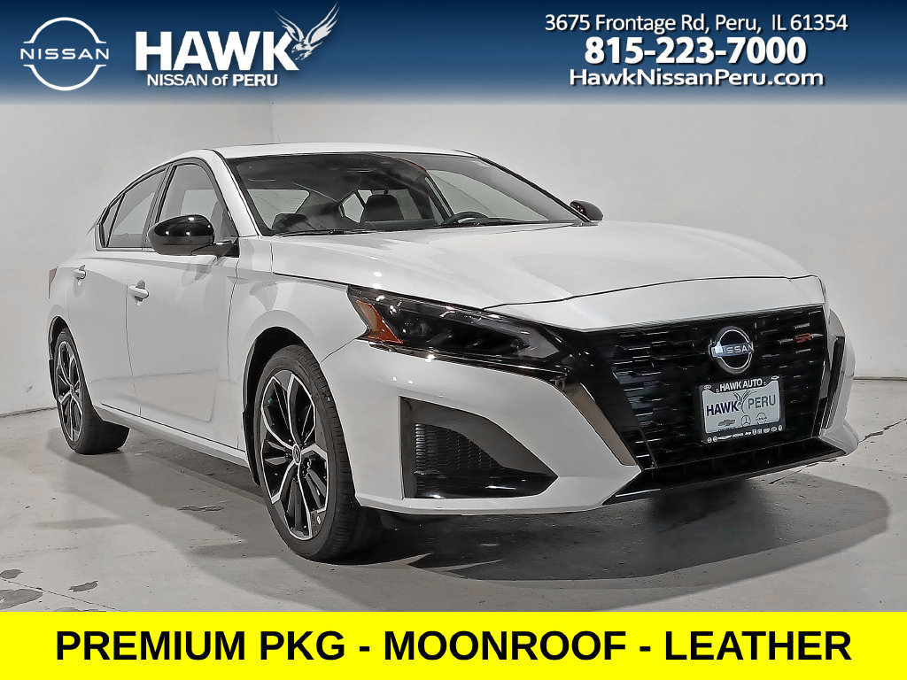 New 2026 Nissan Altima 2.5 SR w/ SR Premium Package FWD image 1