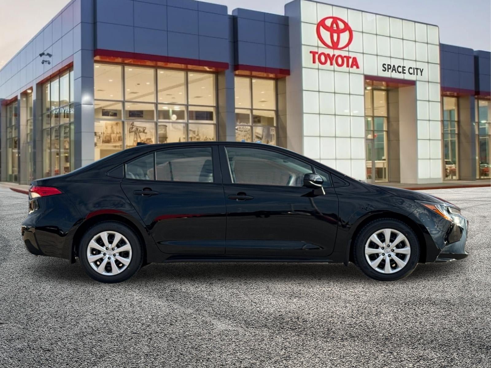 New 2027 Toyota Corolla LE FWD image 7