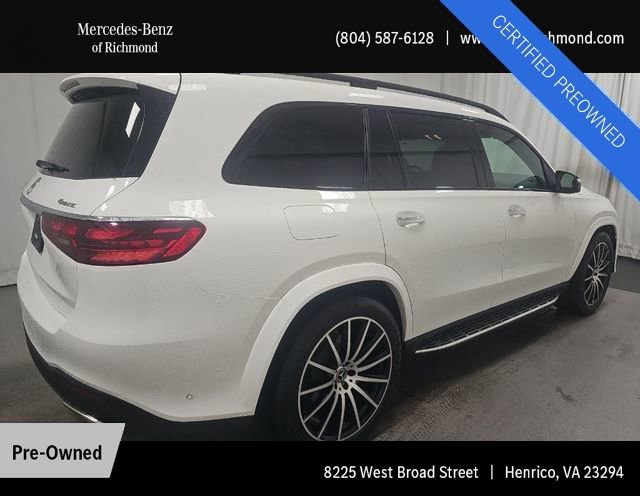 Used 2025 Mercedes-Benz GLS 580 4MATIC image 4