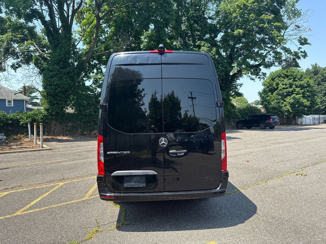 Used 2021 Mercedes-Benz Sprinter 3500 image 5