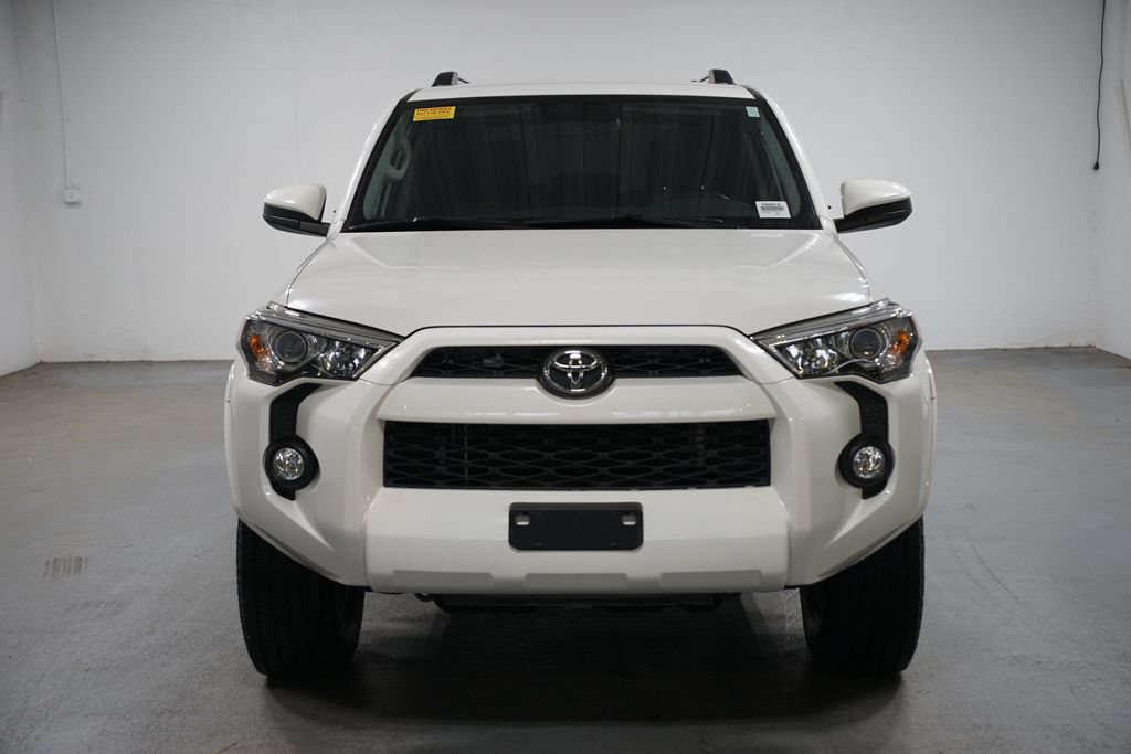 Certified 2019 Toyota 4Runner SR5 AWD/4WD image 2