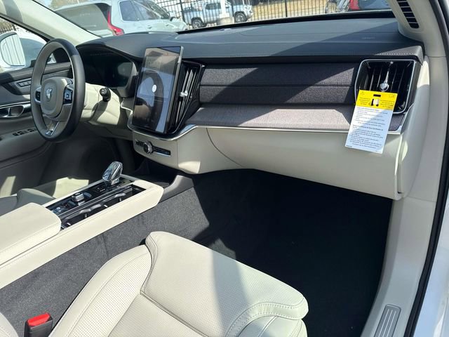 New 2026 Volvo XC90 B6 Ultra w/ Protection Package image 14