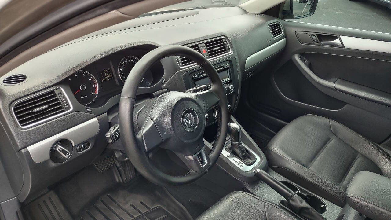 Used 2013 Volkswagen Jetta SE image 10