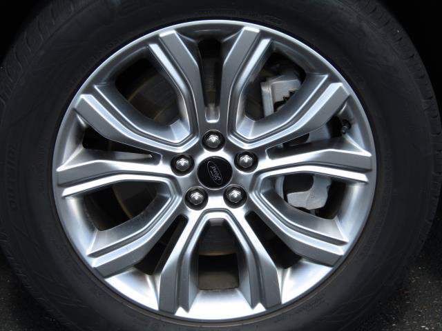 Used 2024 Ford Edge Titanium AWD/4WD image 12