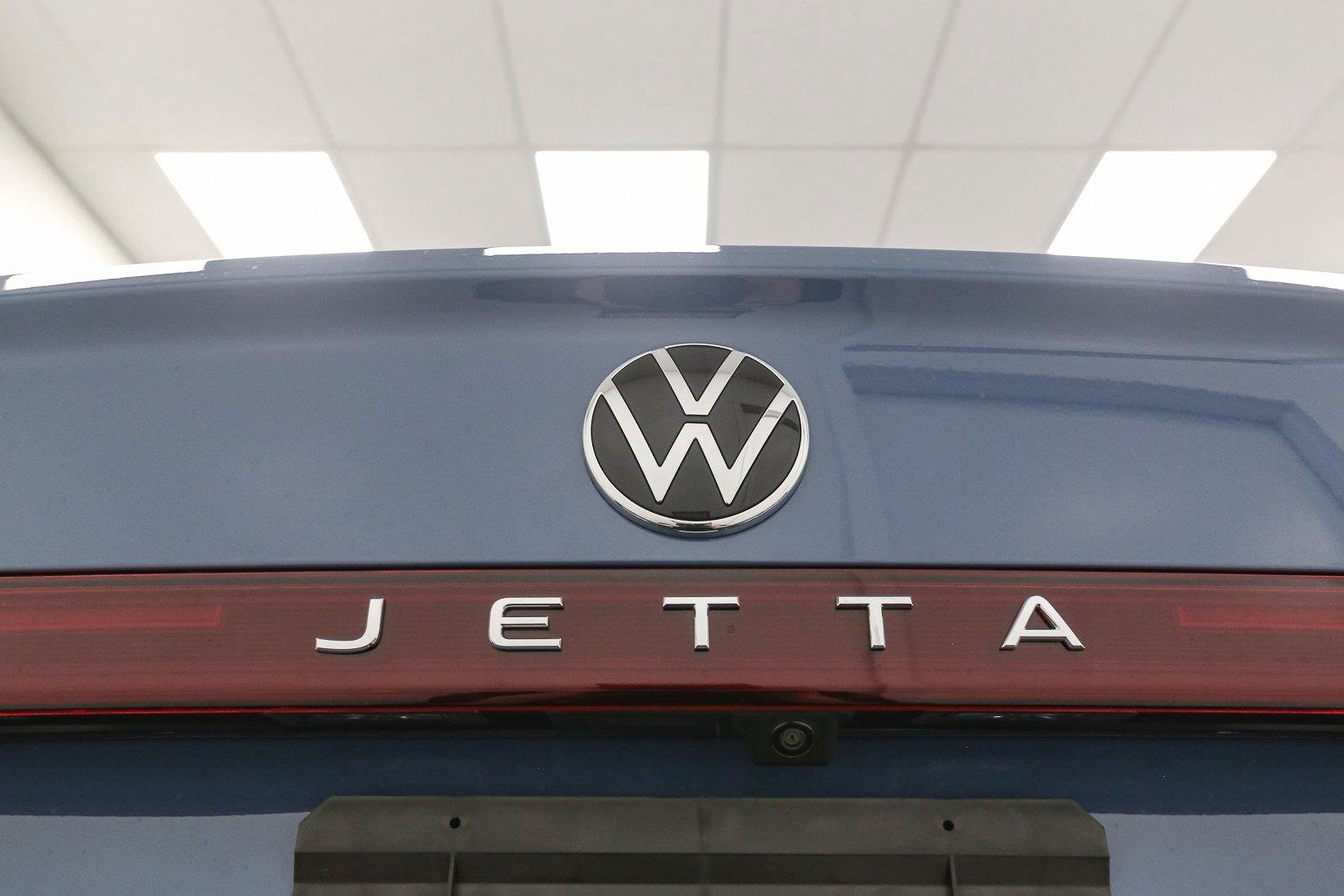 New 2027 Volkswagen Jetta SE FWD image 11