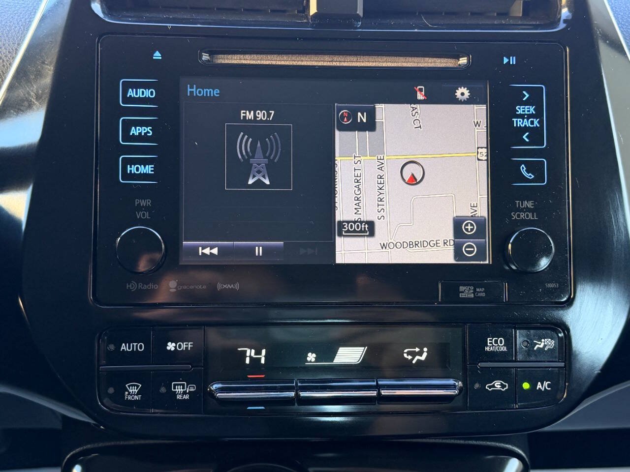 Used 2016 Toyota Prius Three Touring FWD image 33