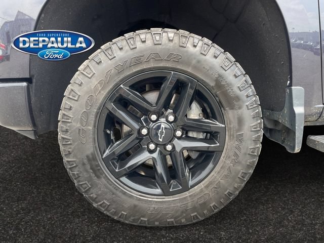 Used 2022 Chevrolet Silverado 1500 LT Trail Boss AWD/4WD image 18