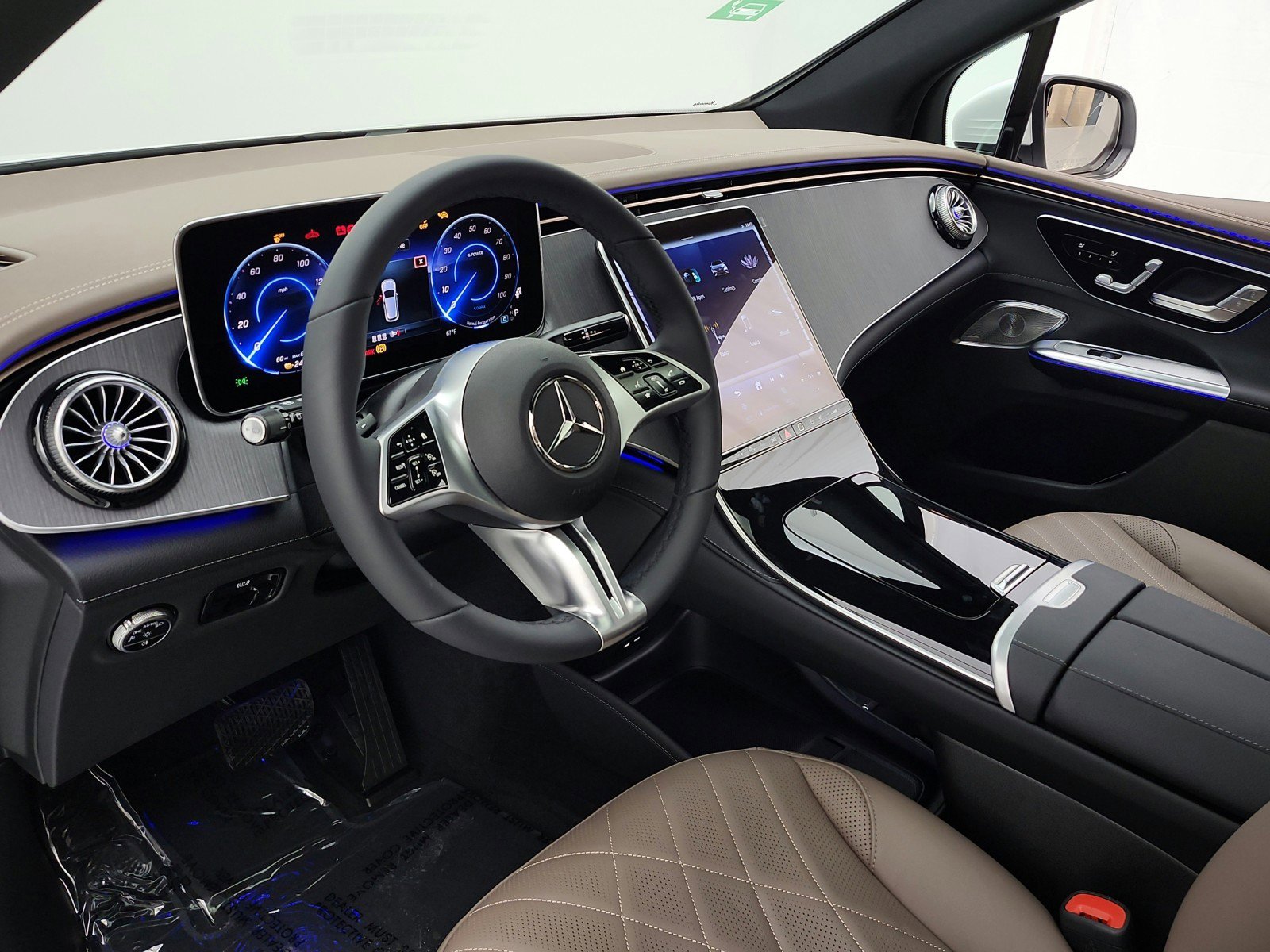 New 2026 Mercedes-Benz EQE 320 4MATIC SUV image 10