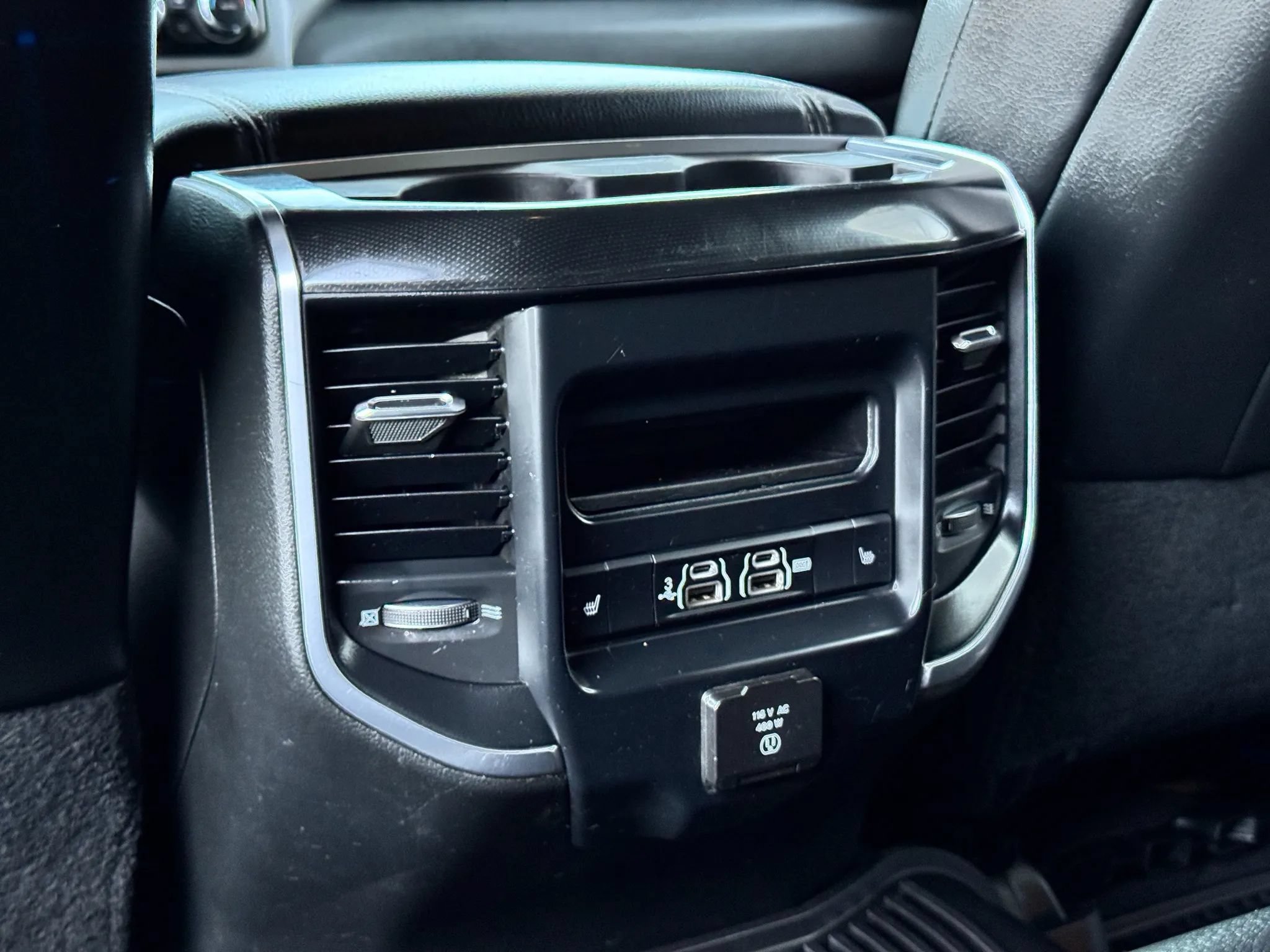 Used 2020 RAM 3500 Laramie AWD/4WD image 39