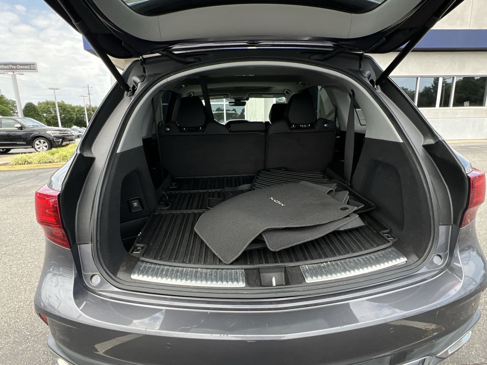 Certified 2020 Acura MDX SH-AWD w/ Technology Package image 24