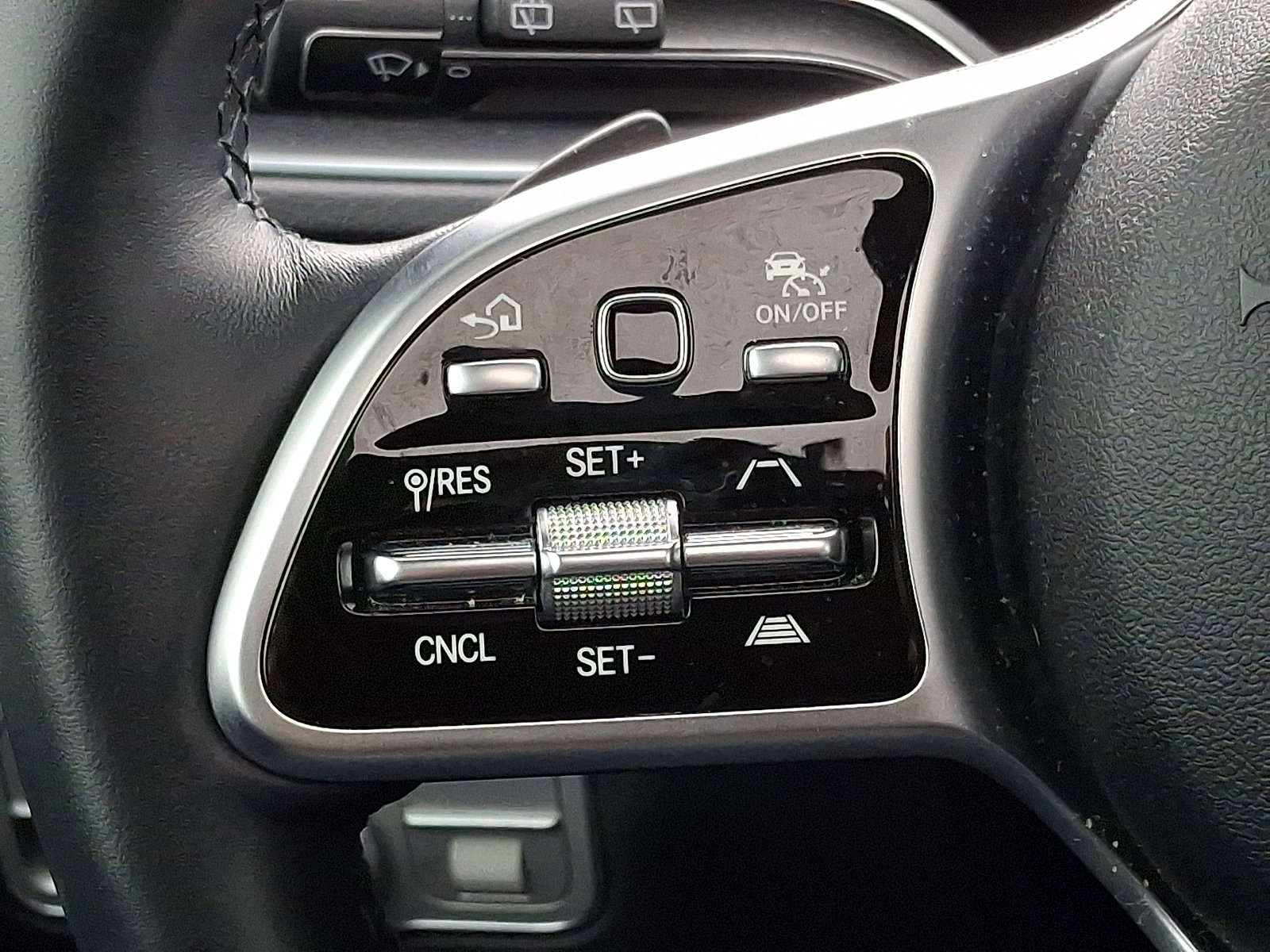 Certified 2023 Mercedes-Benz GLE 350 4MATIC image 23