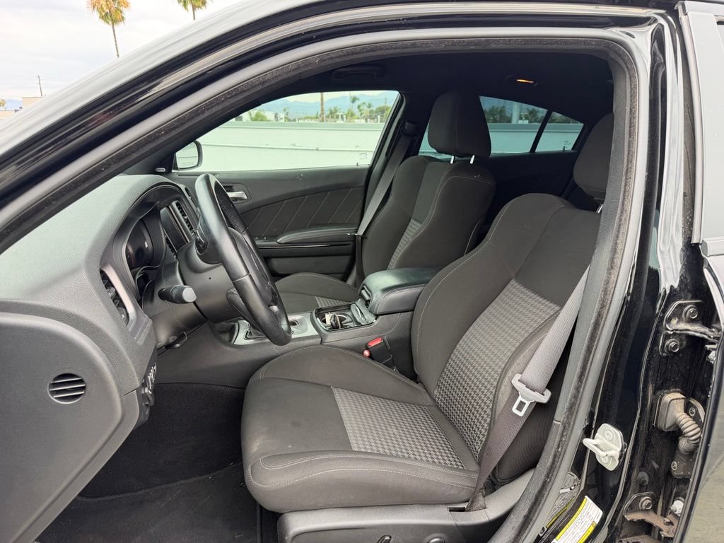Used 2023 Dodge Charger GT w/ Blacktop Package RWD image 5