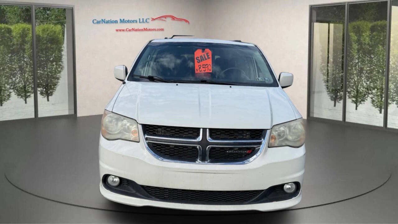 Used 2012 Dodge Grand Caravan Crew w/ Crew Value Pkg FWD image 2