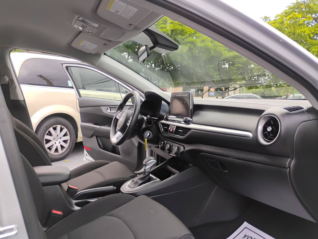 Used 2021 Kia Forte LXS FWD image 40