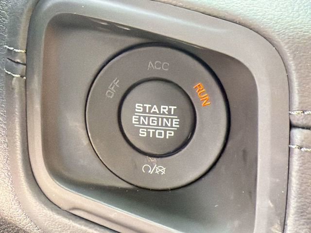 New 2026 Jeep Wrangler Unlimited Sahara AWD/4WD image 25