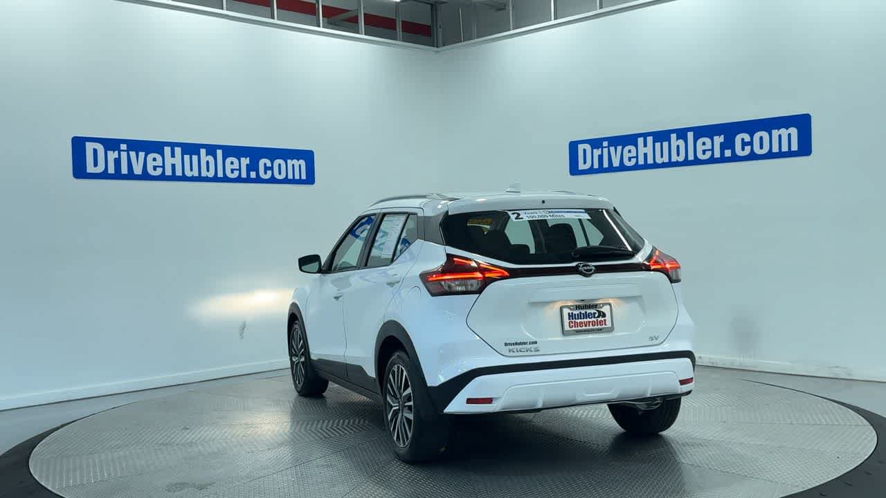 Used 2022 Nissan Kicks SV FWD image 9