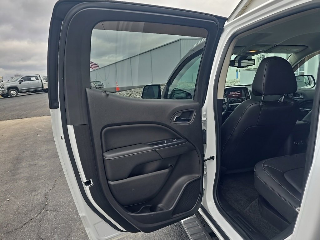 Used 2016 GMC Canyon SLT w/ Driver Alert Package image 16