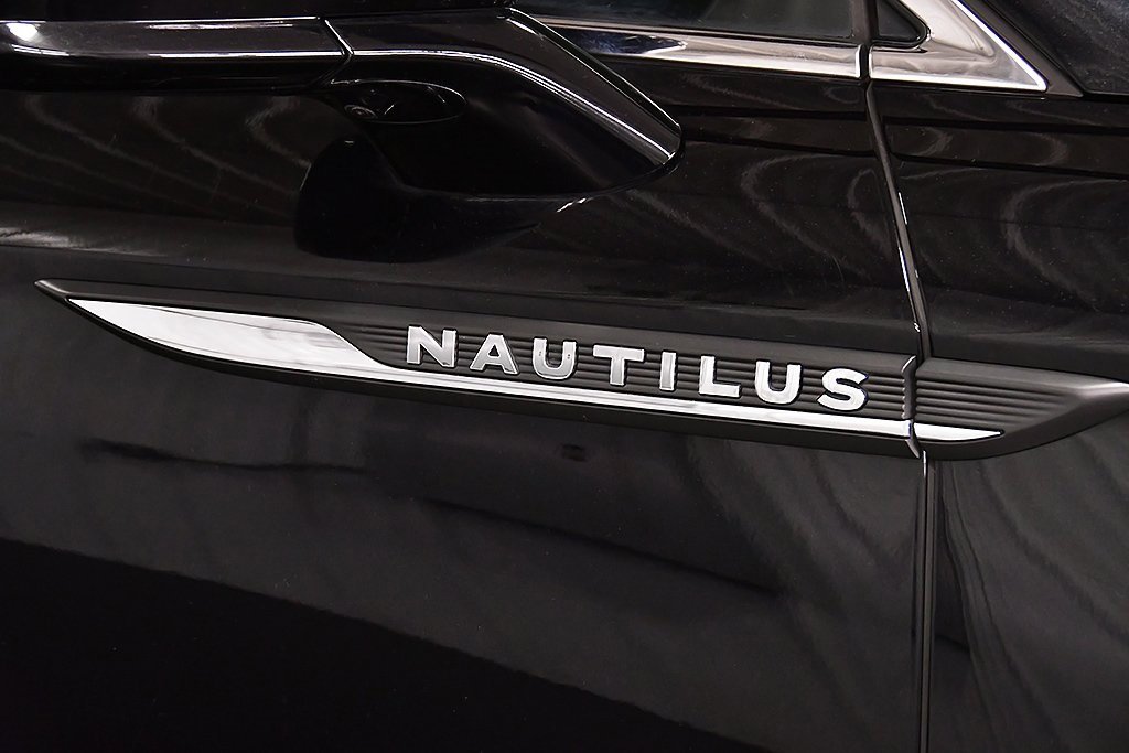 Used 2019 Lincoln Nautilus Reserve image 10