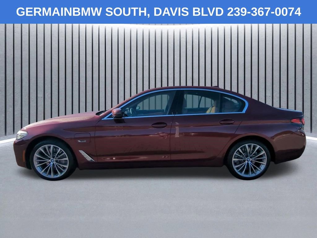 Used 2023 BMW 530e w/ Convenience Package image 8