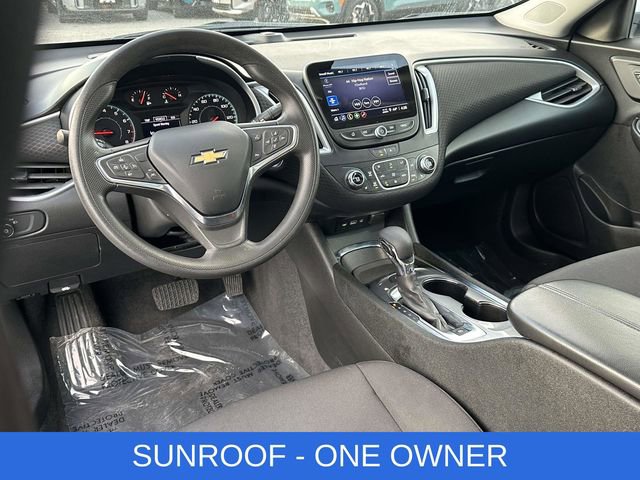 Used 2024 Chevrolet Malibu LT image 2