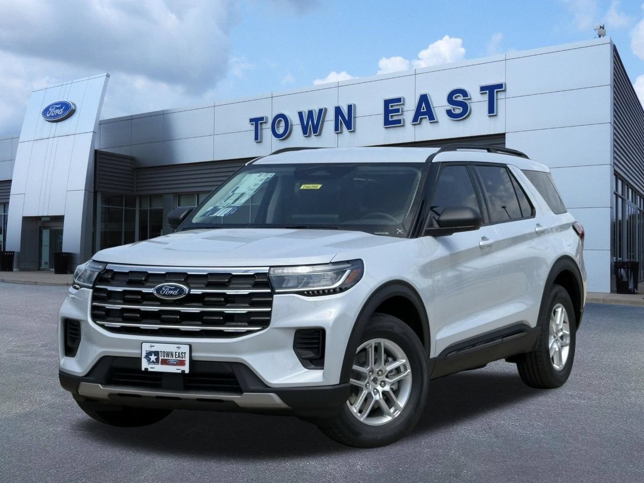 New 2026 Ford Explorer Active AWD/4WD image 1