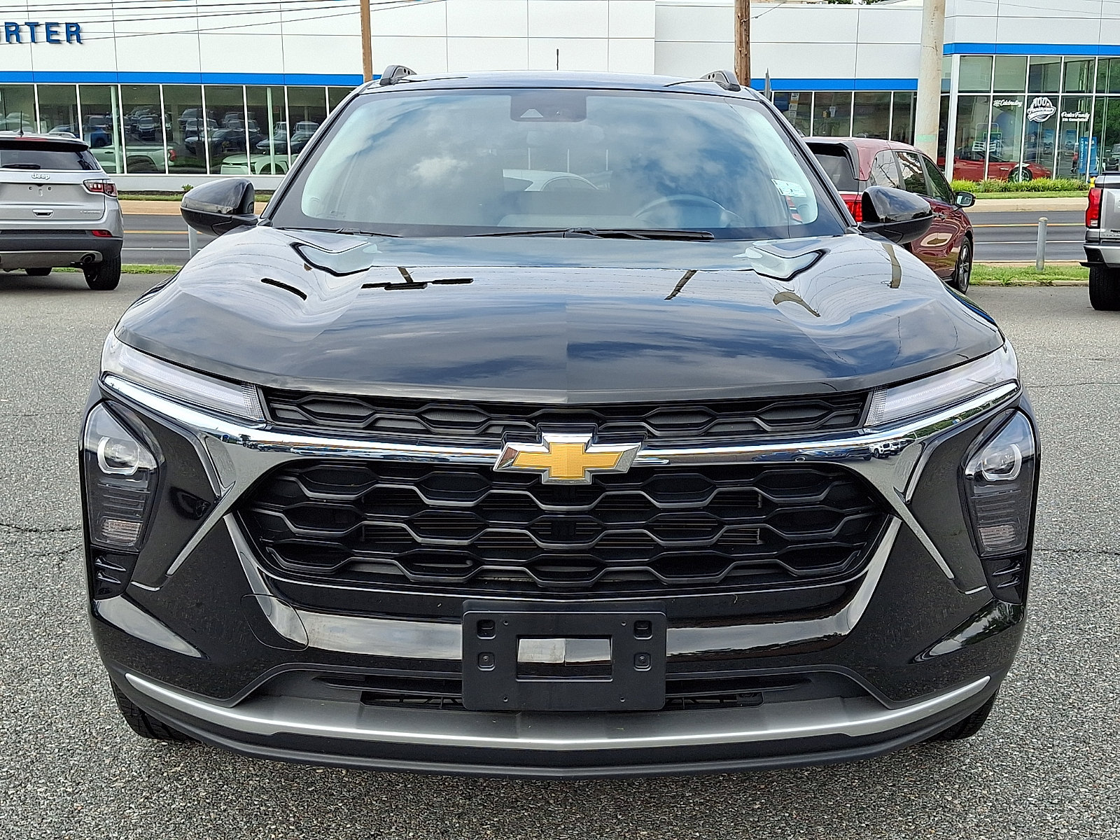 Certified 2024 Chevrolet Trax LT w/ Driver Confidence Package FWD image 2