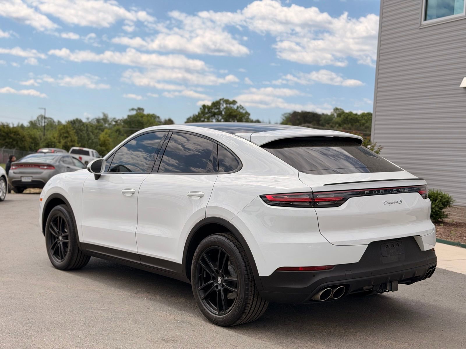 Used 2020 Porsche Cayenne S AWD/4WD image 10