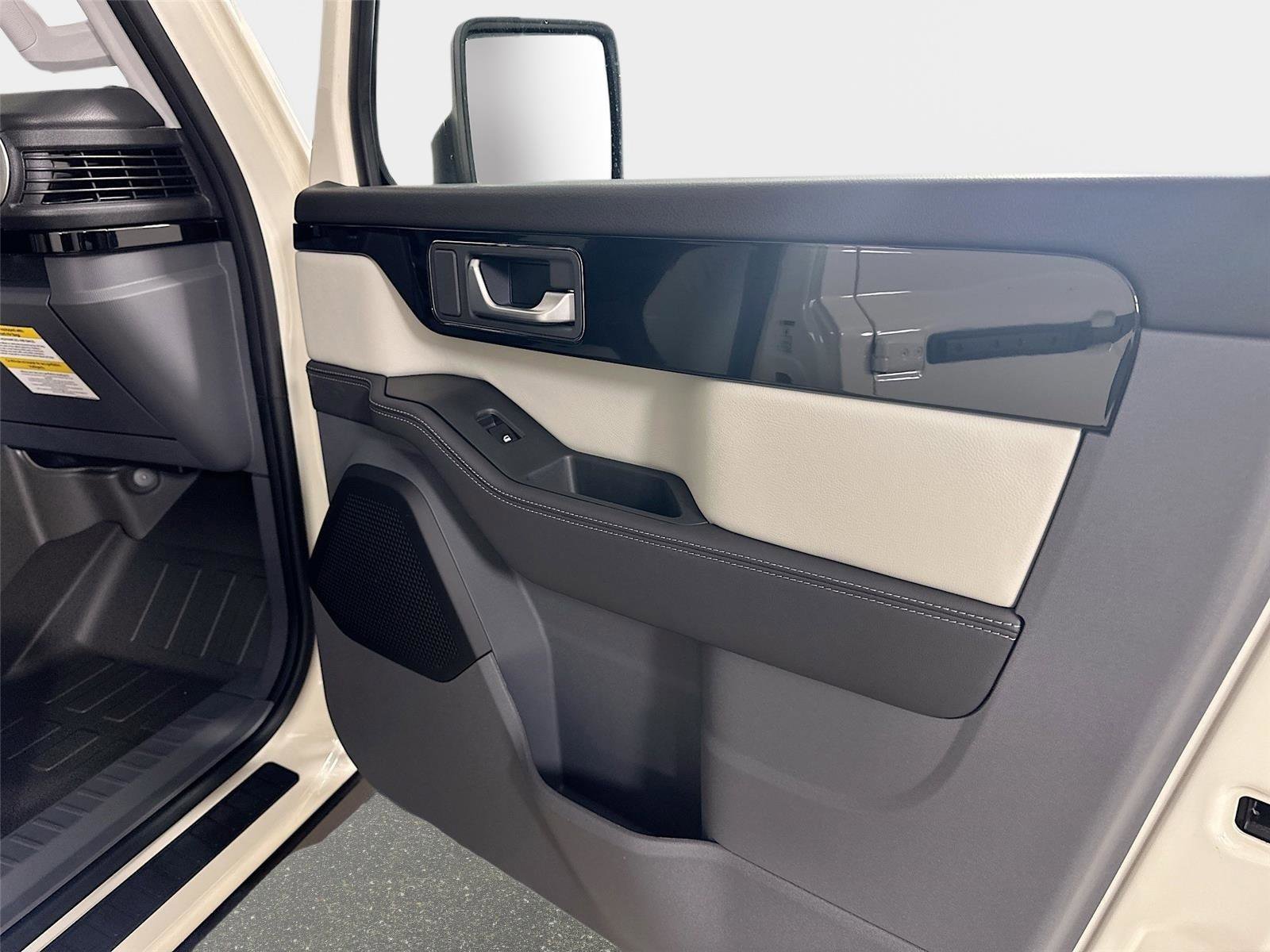 New 2025 INEOS Grenadier Fieldmaster Edition image 48