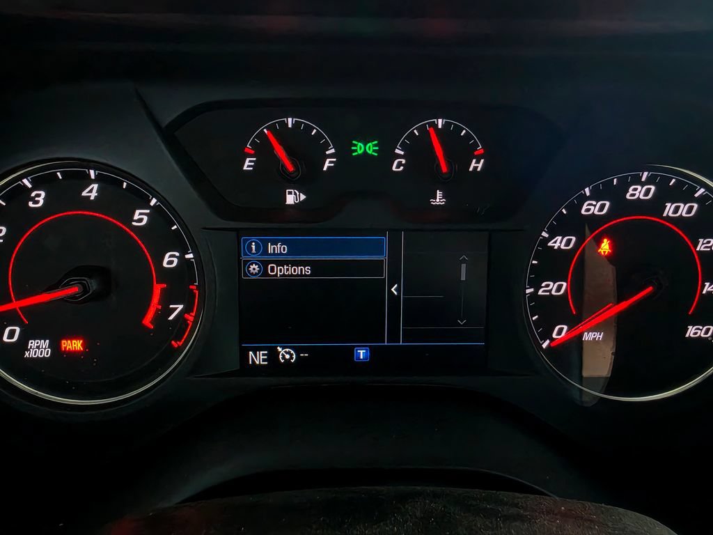 Used 2023 Chevrolet Camaro LT RWD image 27