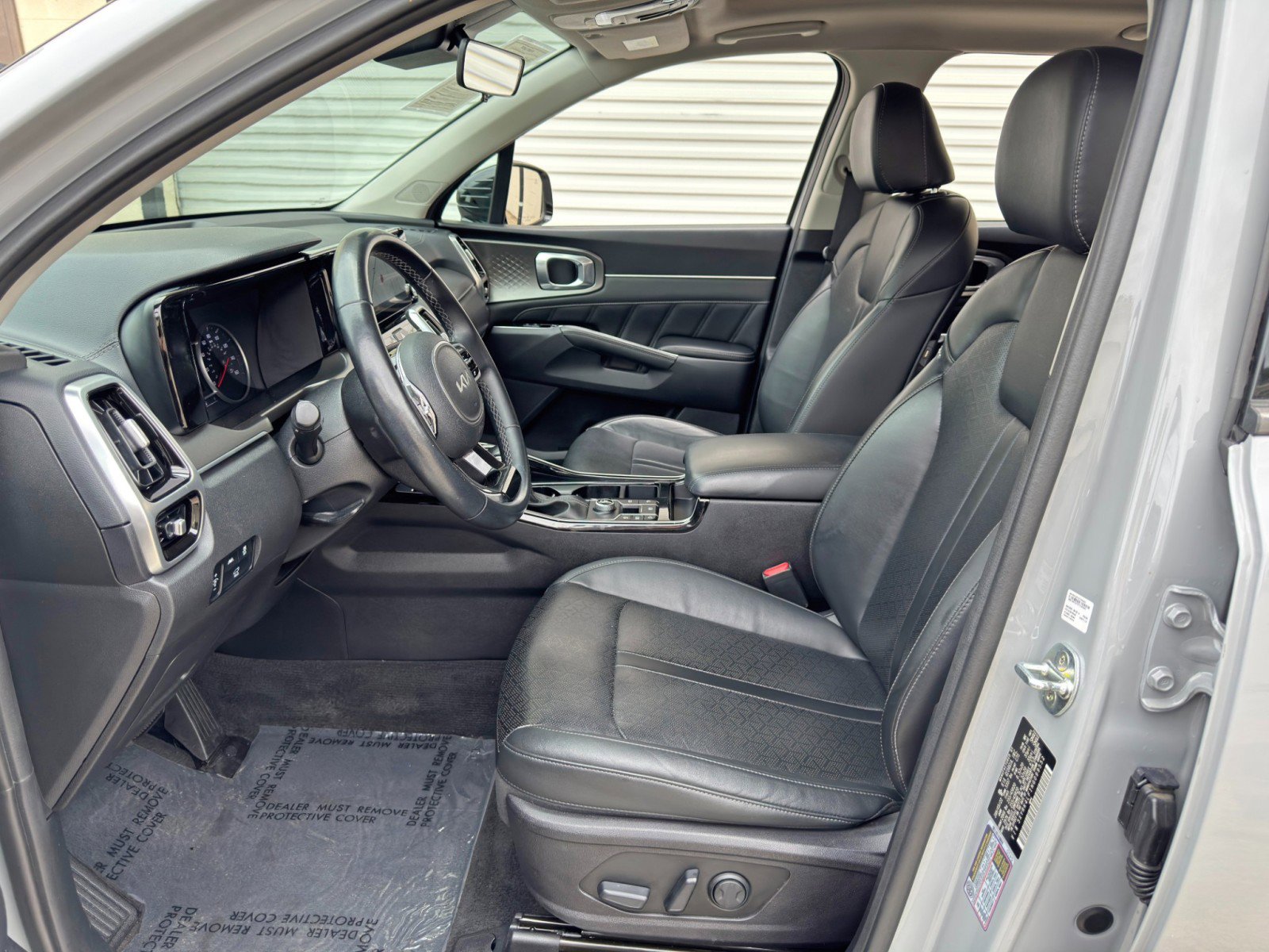 Used 2022 Kia Sorento SX FWD image 17