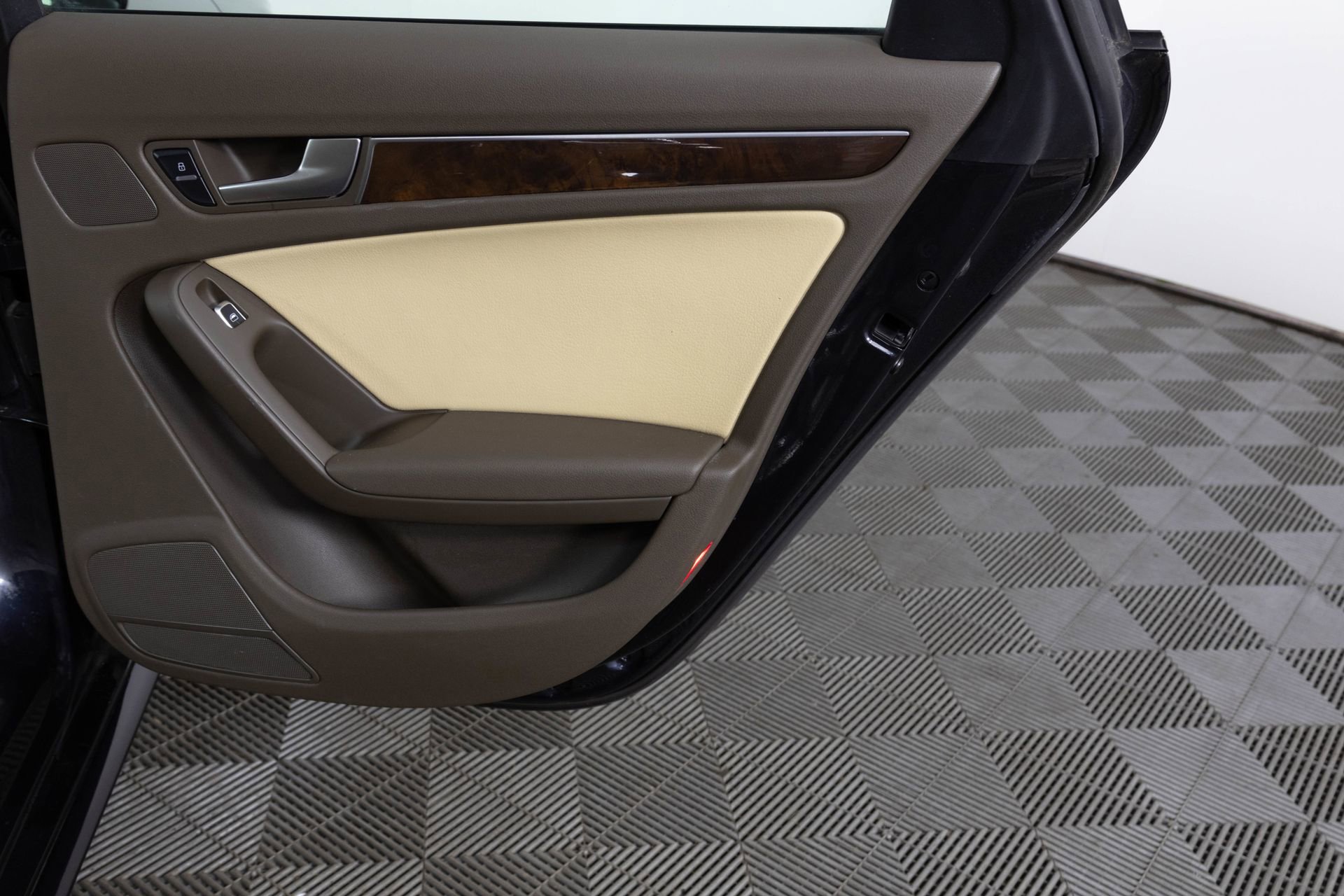 Used 2014 Audi A4 2.0T Premium Plus image 34