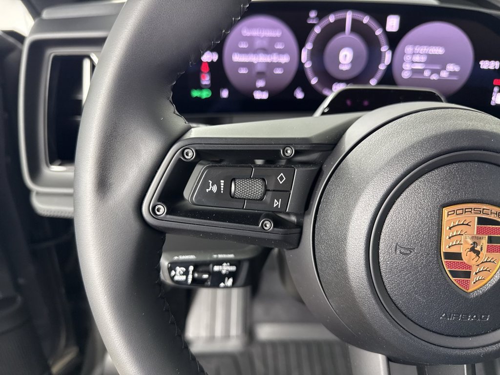 New 2026 Porsche Cayenne Electric AWD/4WD image 37