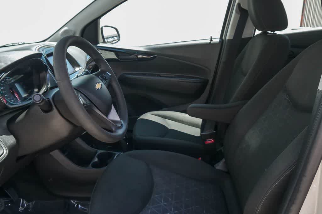 Used 2021 Chevrolet Spark LT FWD image 17
