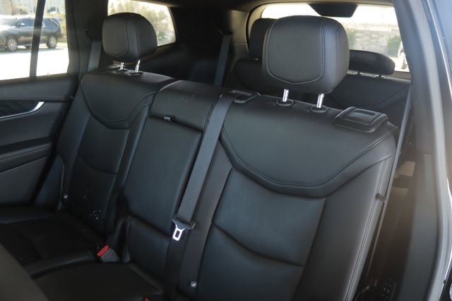 Used 2023 Cadillac XT6 Premium Luxury image 32