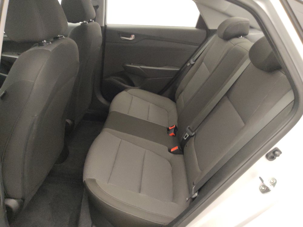 Used 2020 Hyundai Accent SE FWD image 18