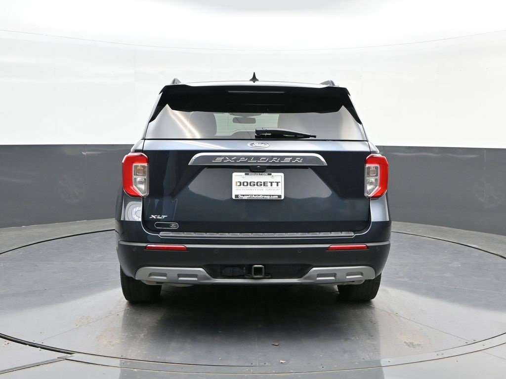 Certified 2023 Ford Explorer XLT w/ Equipment Group 202A image 8