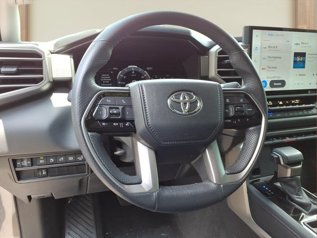 Used 2023 Toyota Tundra Limited AWD/4WD image 3