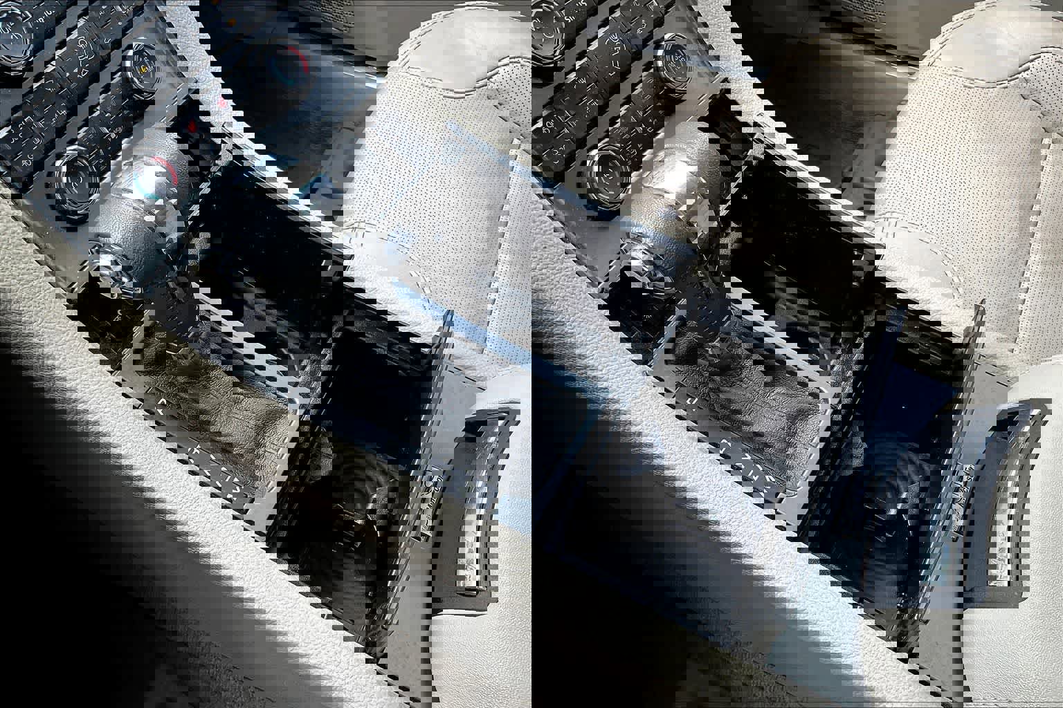 Used 2012 Ford Taurus Limited image 16