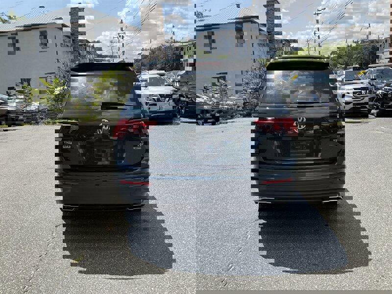Used 2018 Volkswagen Tiguan S image 6