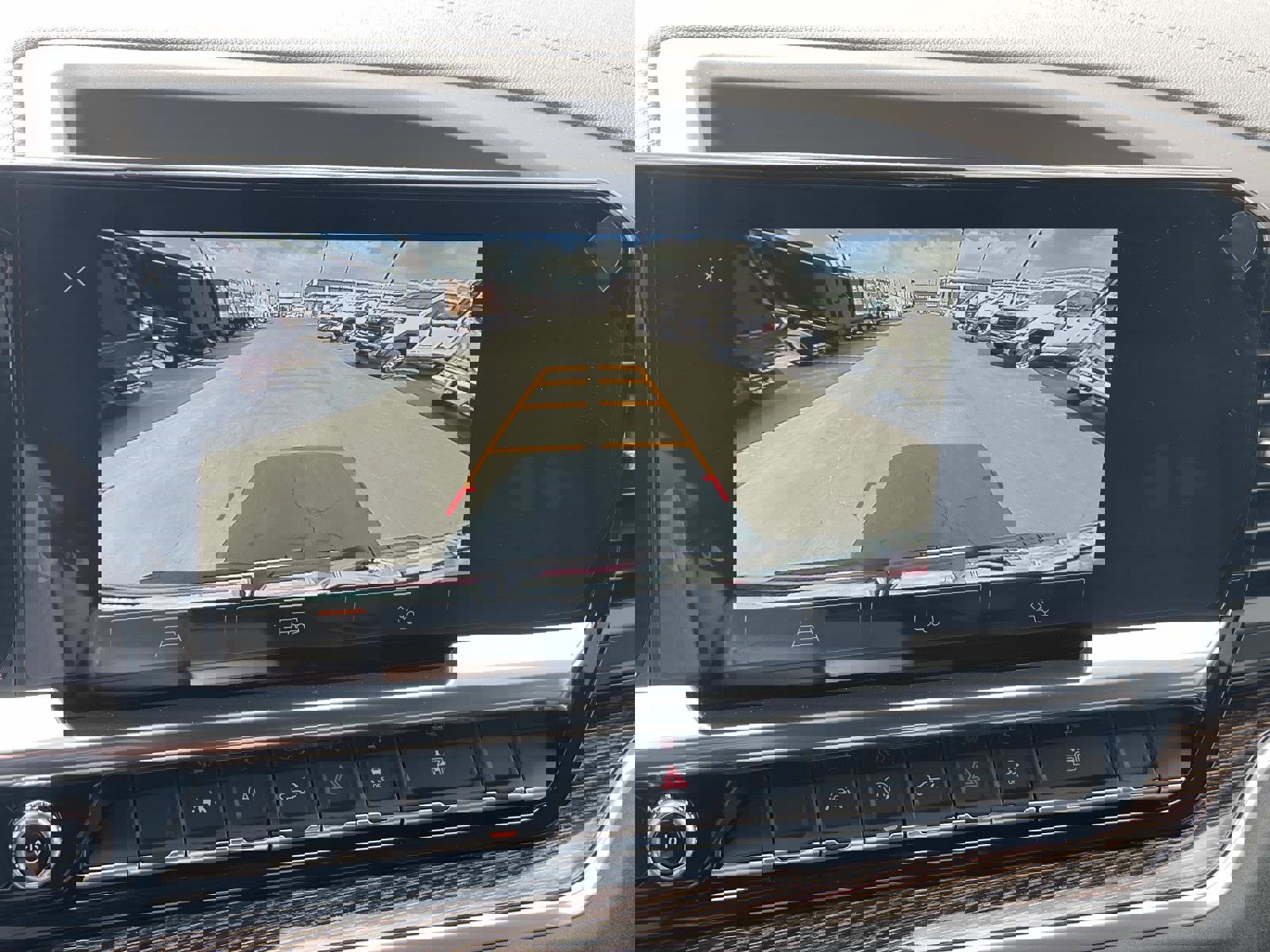 New 2026 GMC Sierra 1500 SLE w/ Preferred Package RWD image 14