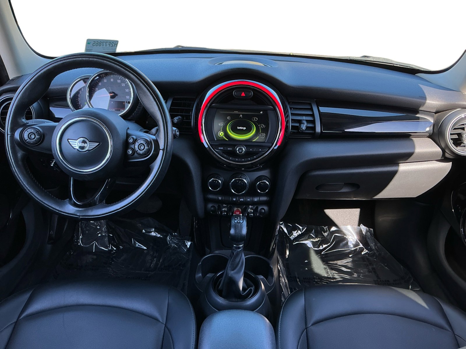 Used 2017 MINI Cooper 4-Door Hardtop FWD image 10