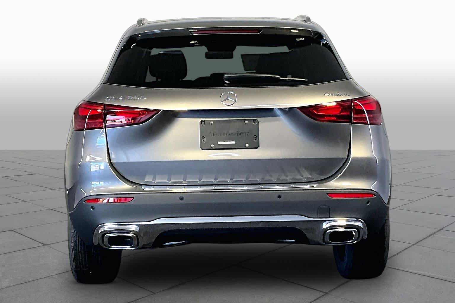 New 2026 Mercedes-Benz GLA 250 4MATIC image 4