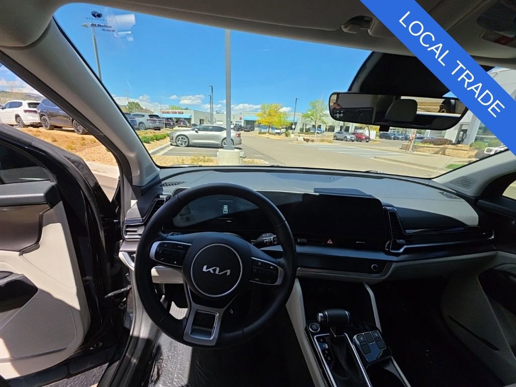 Used 2025 Kia Sportage EX image 13