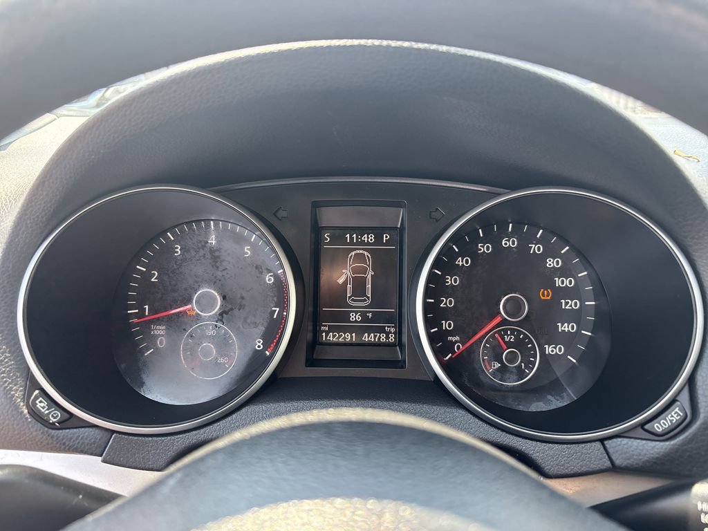 Used 2013 Volkswagen Golf 4-Door image 13