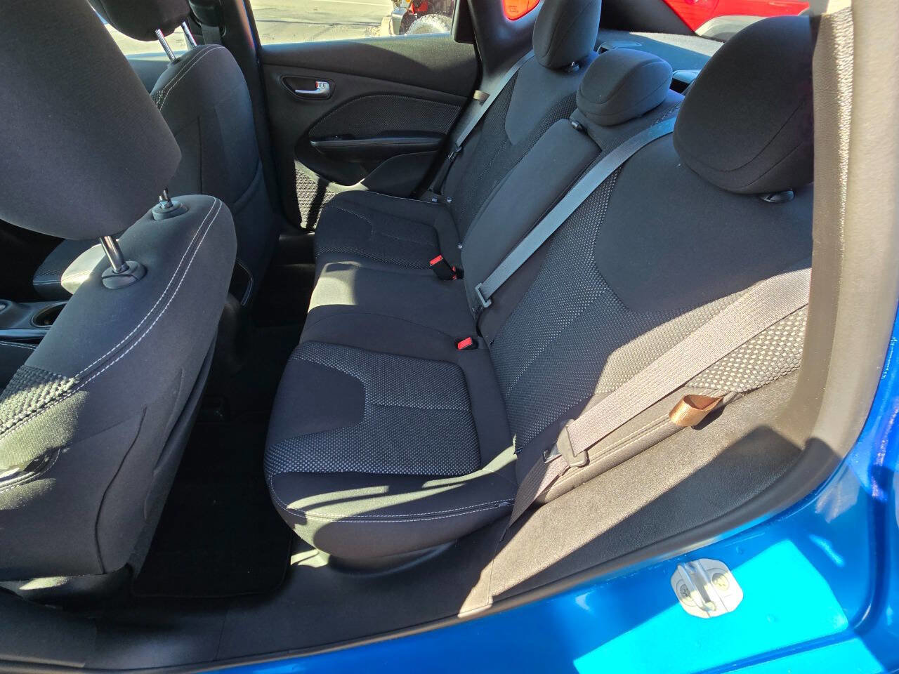 Used 2016 Dodge Dart SXT image 20