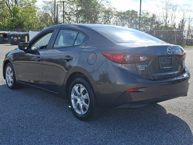 Used 2018 MAZDA MAZDA3 Sport FWD image 7