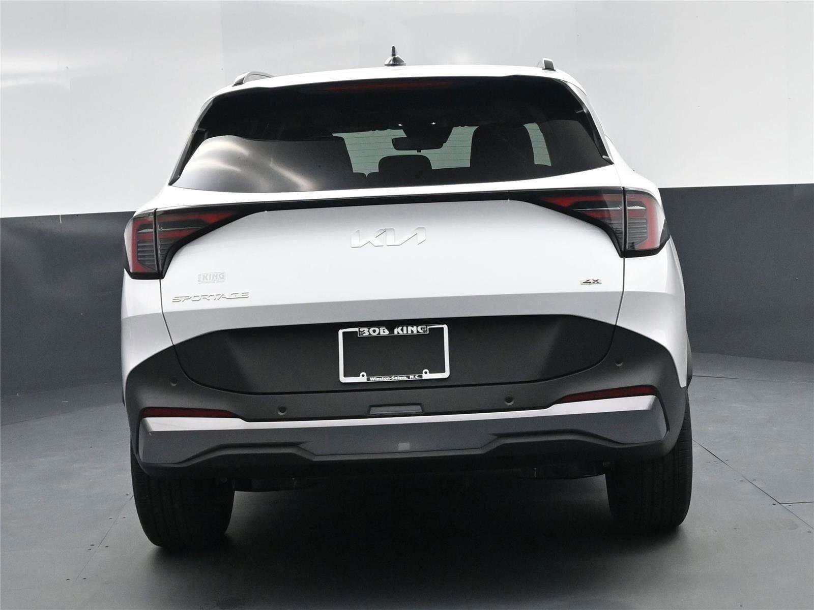New 2026 Kia Sportage EX image 21